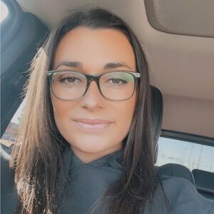 Meet your Posher, Cindy